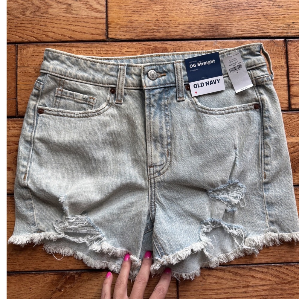 NWT Old Navy Jean Shorts Women 4 Light‎ Wash OG Straight Distressed Frayed Hem